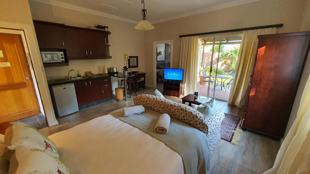 Hotel The Lazy Lizard Durban Exterior foto